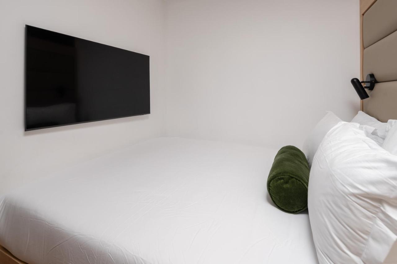 Little Charlie Hotel Нью-Йорк Экстерьер фото